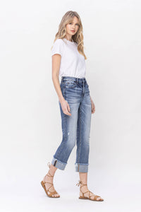 HIGH RISE STRAIGHT JEAN: INFALLIBLE
