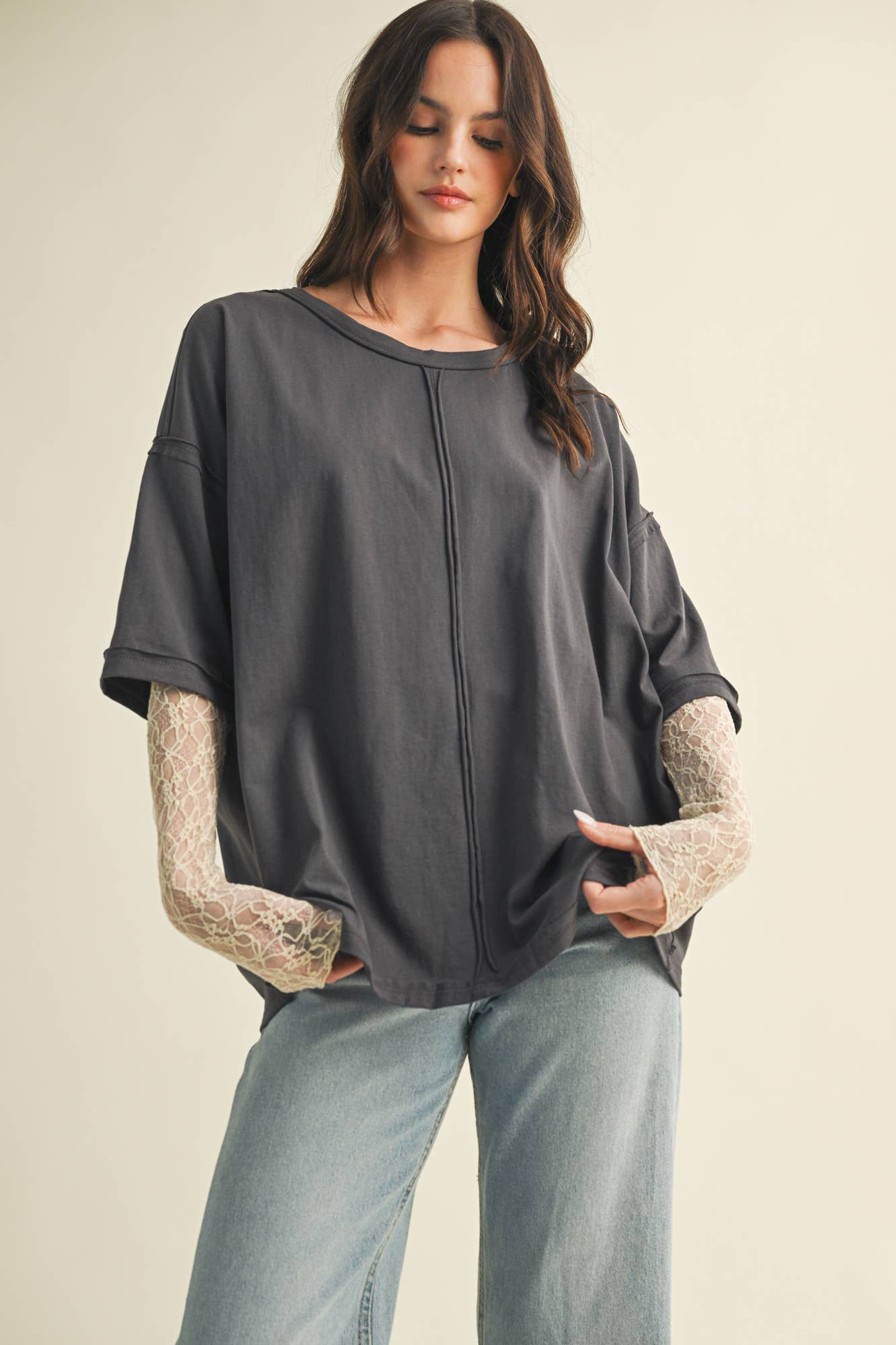 LACE SLEEVE WITH OVERSIZED TOP