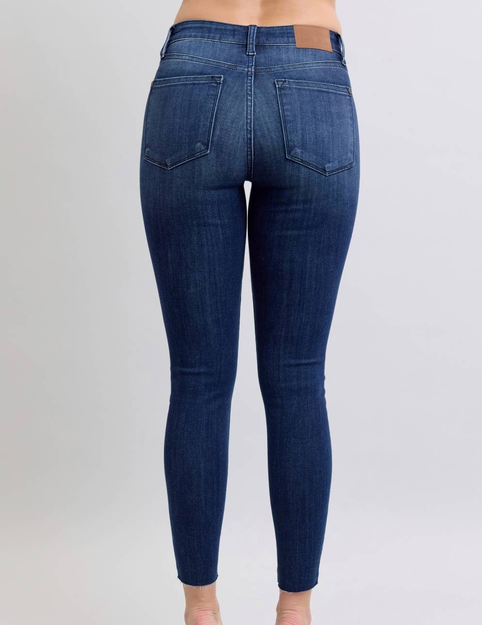 Judy Blue MR Skinny w raw hem