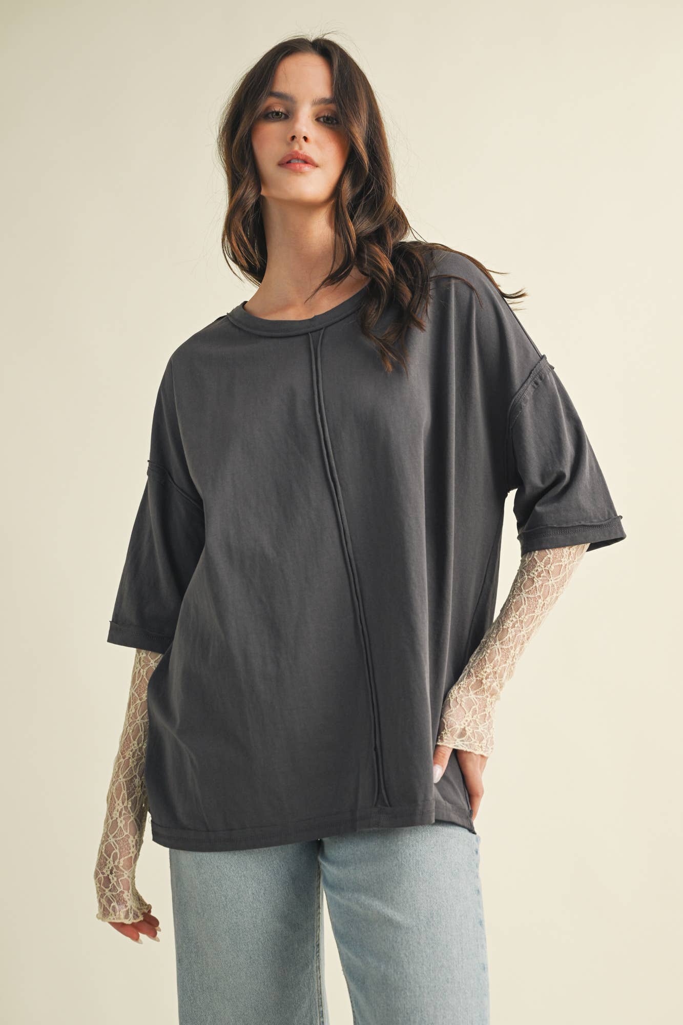 LACE SLEEVE WITH OVERSIZED TOP
