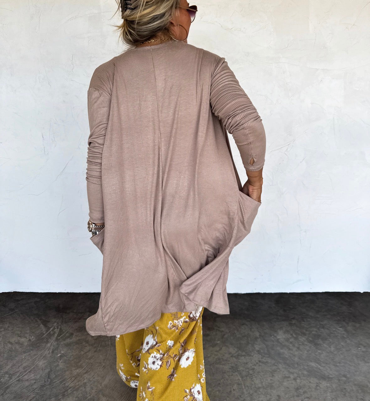 OG Ribbed Cardi Mocha