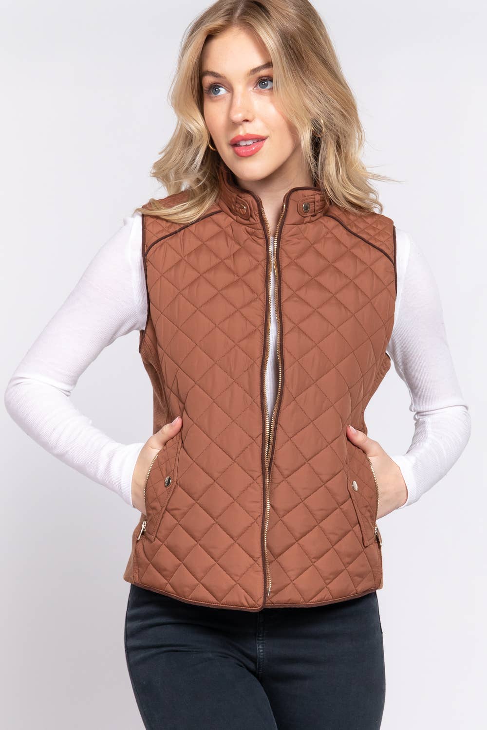 SLIM FIT SUEDE PIPING QUILTED PADDING VEST