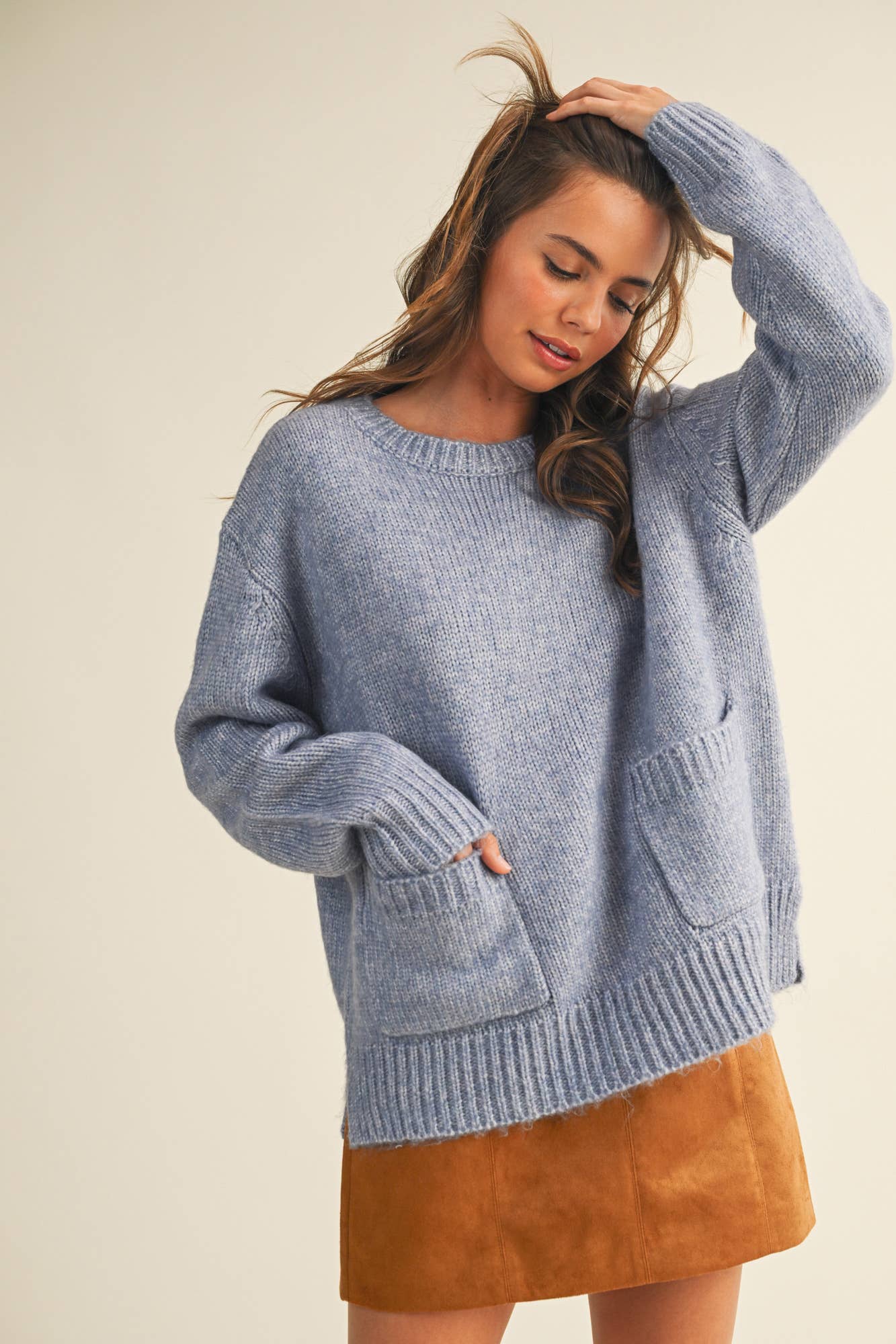 FRONT PATCH POCKET SWEATER